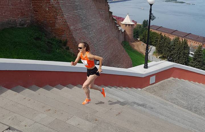 Ольга Онуфриенко - победитель забега «Чкаловская лестница»